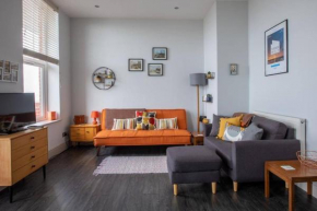 Waves@Walpole - 2 Bed Flat with Amazing Sea Views